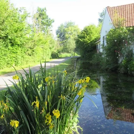 6 Grenouillere Apartment *