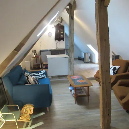 6 Grenouillere Apartment La Madelaine-sous-Montreuil